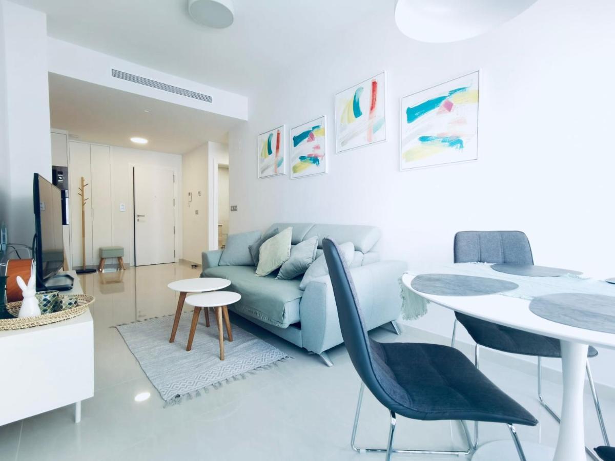 Luxury Apartment ตอร์เรเวียคา ภายนอก รูปภาพ